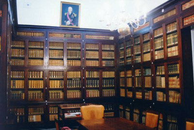 Biblioteca Real Instituto y Observatorio de la Armada
